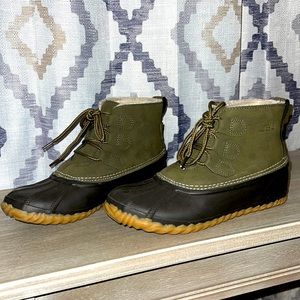 JBU duck boots